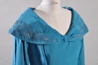 Archived Images\P_numbers\P501-P1000\P713.02.jpg; P713; ladies' dress; dress, ladies'